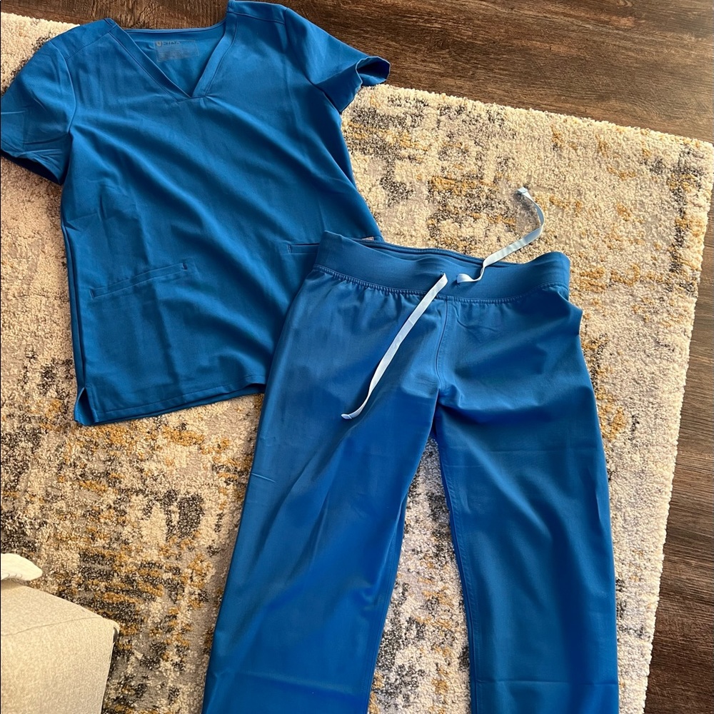 Figs 3 pocket top and Livingston pants